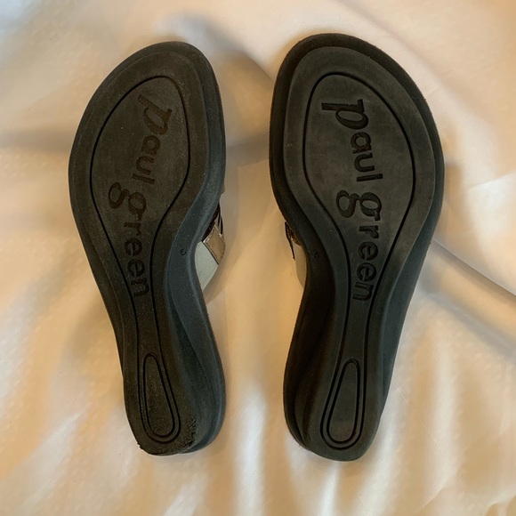 Paul Green Silver Leather Low Wedge Sandal Size 71/2 - Picture 6 of 7